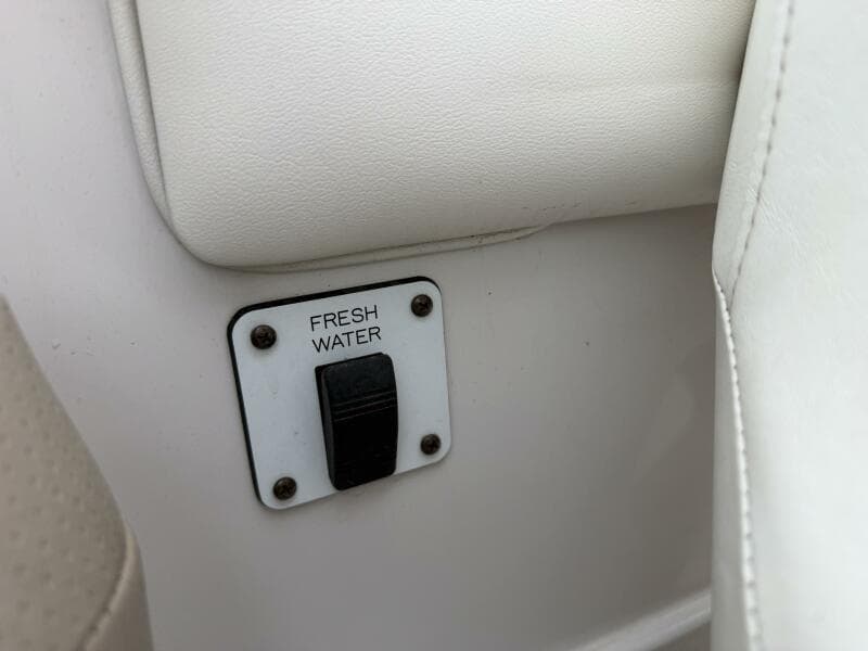 2005 Four Winns 250 Horizon