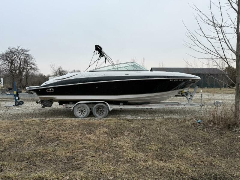 2005 Four Winns 250 Horizon