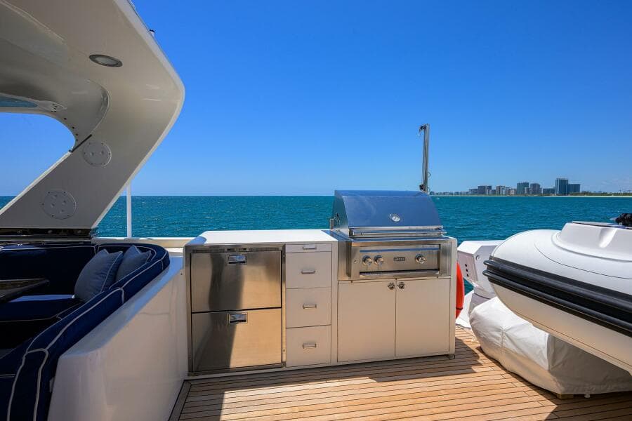 2005 Pacific Mariner 85