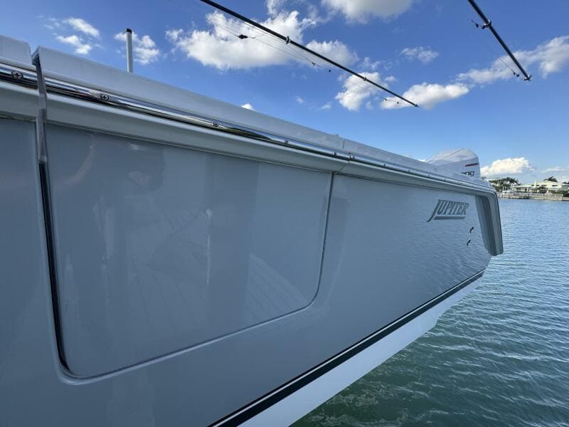 2024 Jupiter 38 HFS