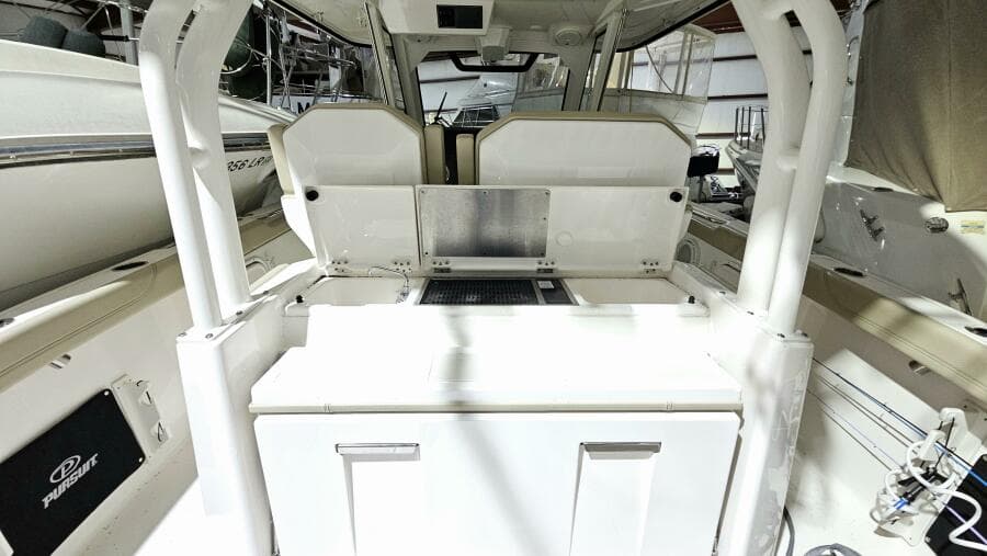 2018 Pursuit 328 Sport