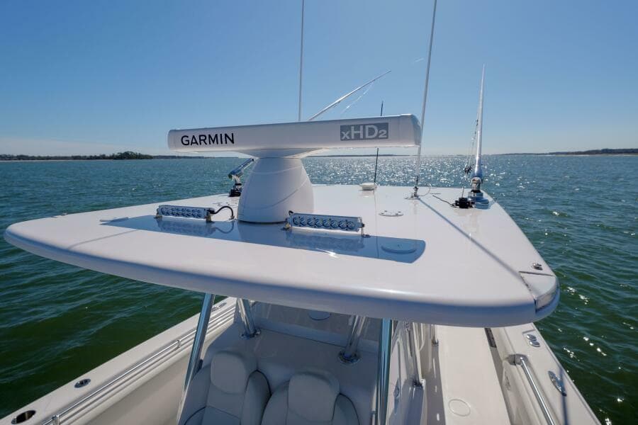 SeaHunter 38 Reel Escape- T-Top