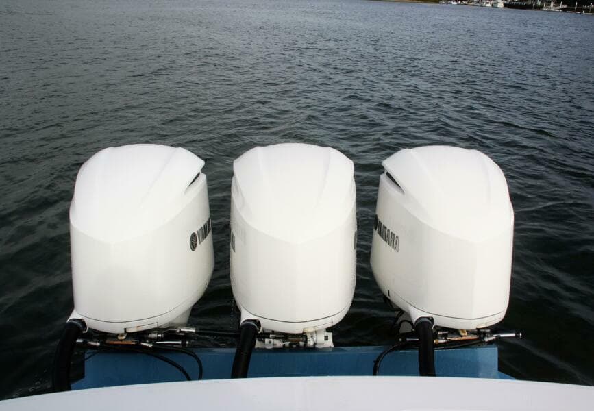 Regulator 34 Perchy- Cockpit