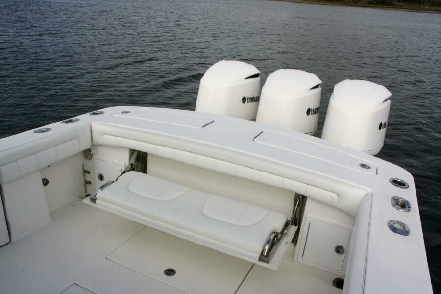 Regulator 34 Perchy- Cockpit