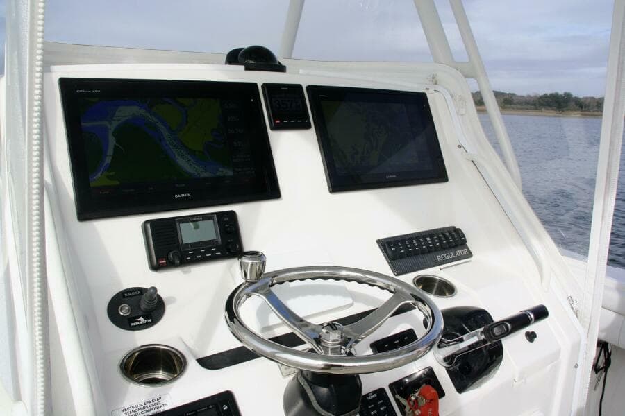 Regulator 34 Perchy- Helm