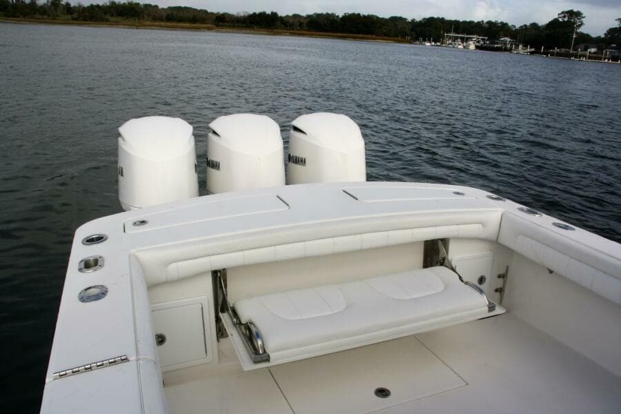 Regulator 34 Perchy- Cockpit