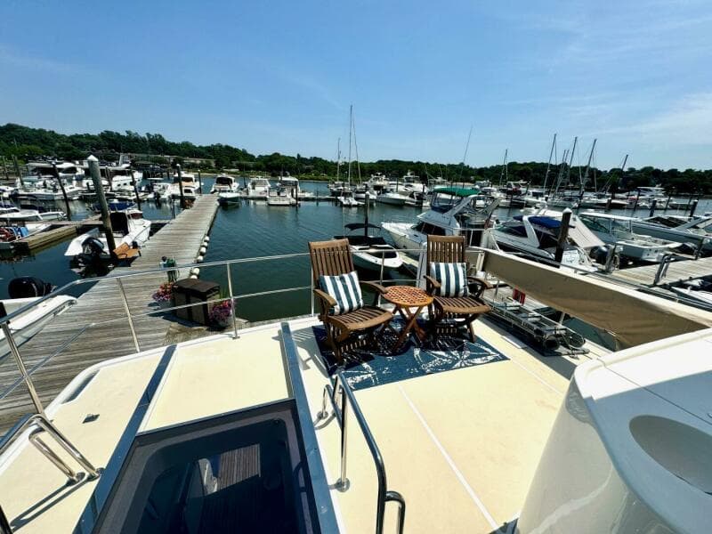 Flybridge Tender Deck