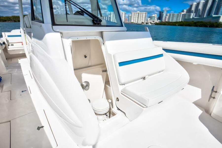 Intrepid 375 - Entrace to Under Helm Head