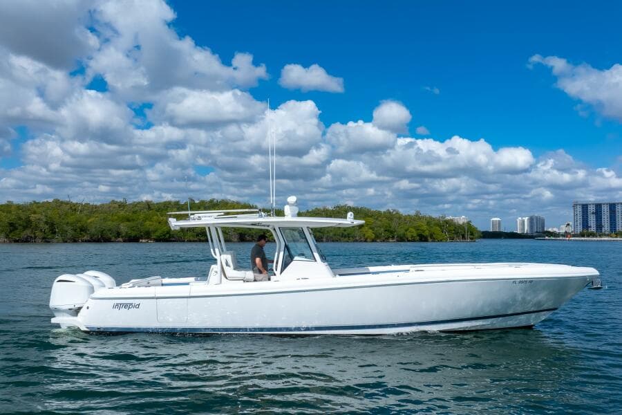 Intrepid 375 - Profile