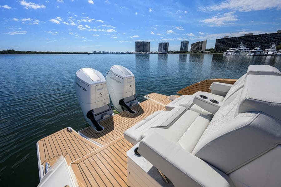 Tiara 43 - Aft Deck and Transom