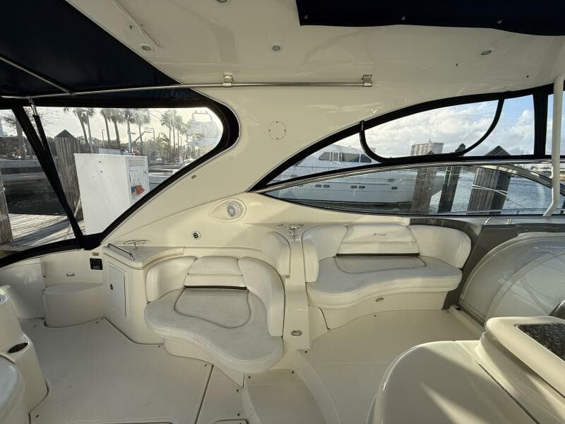 2007 Cruisers Yachts 560 Express