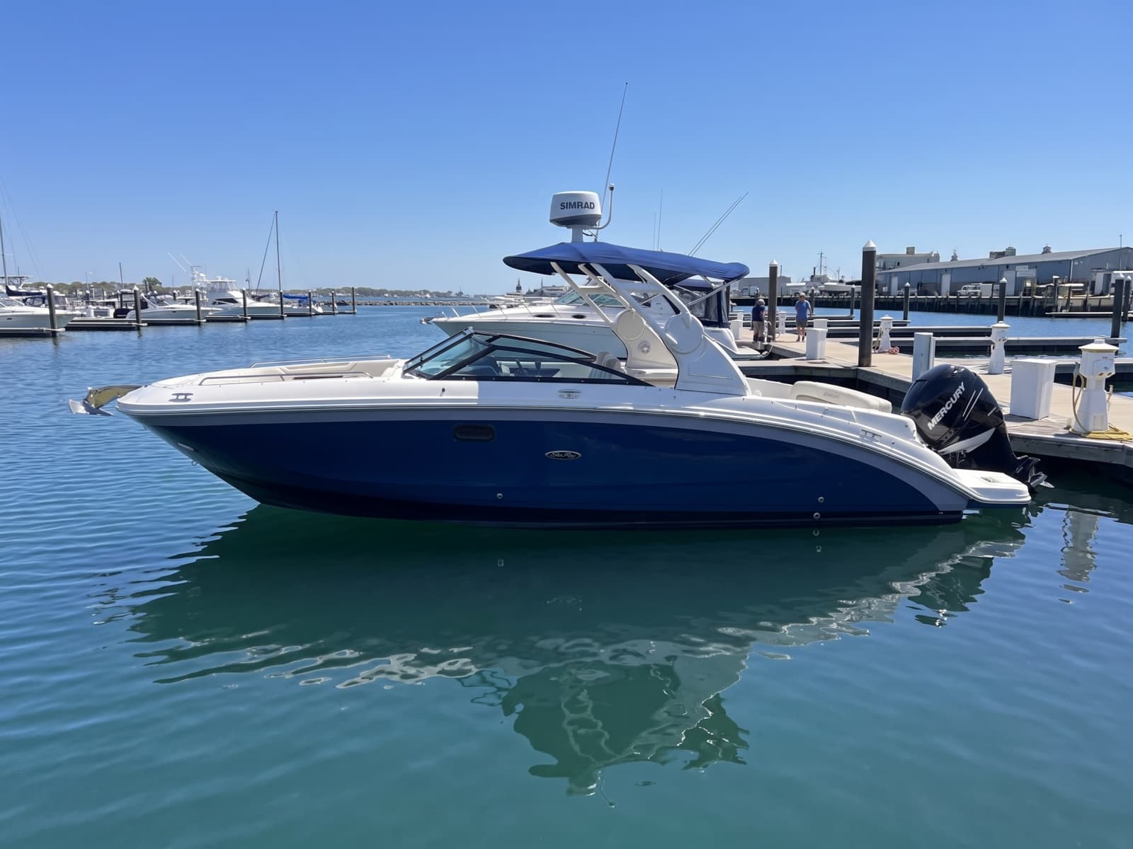 2018 Sea Ray SDX 290 Outboard - Photo 1