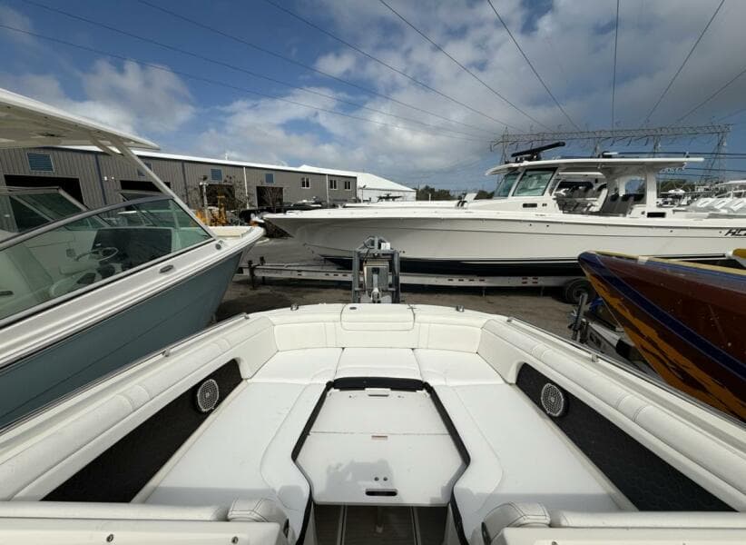 2018 Sea Ray SDX 290 Outboard