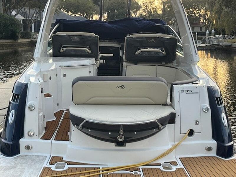 2018 Monterey 335 Sport Yacht