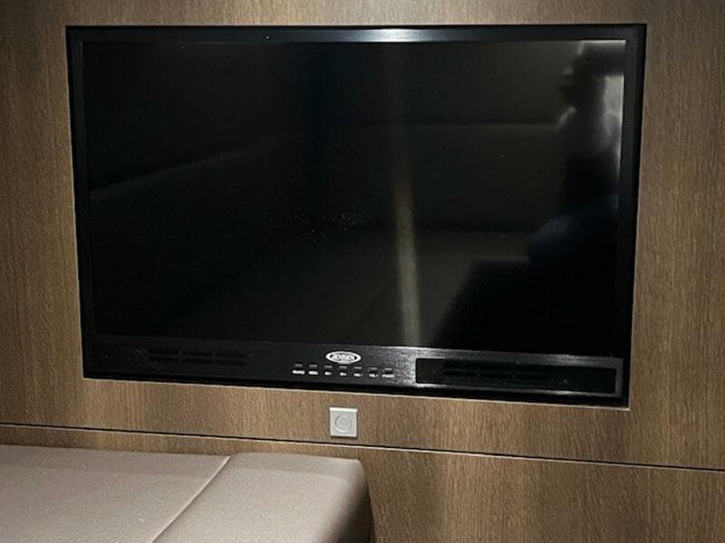 2018 Monterey 335 Sport Yacht