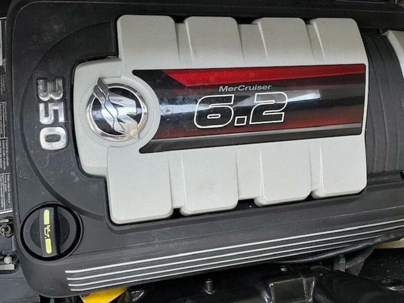 2018 Monterey 335 Sport Yacht