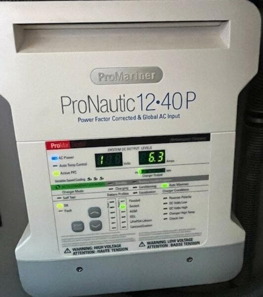 2018 Monterey 335 Sport Yacht