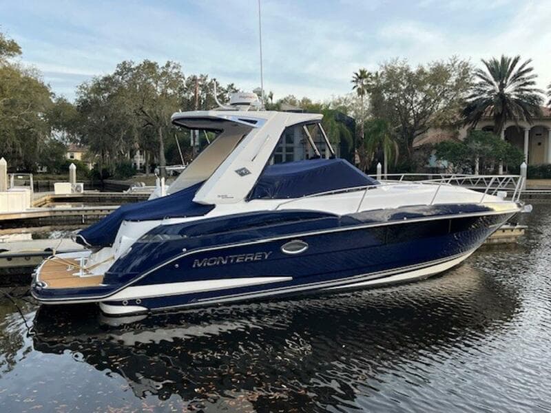 2018 Monterey 335 Sport Yacht