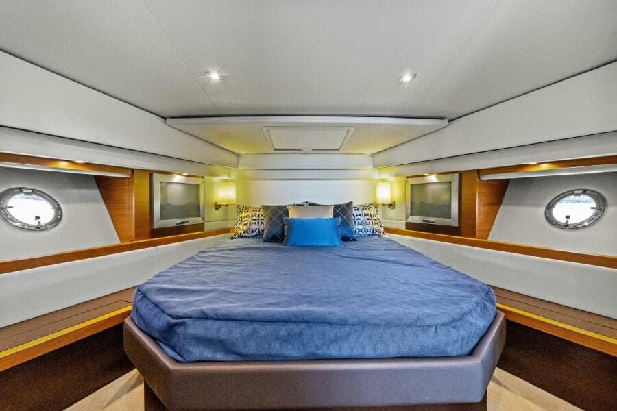 2018 Tiara Yachts C44