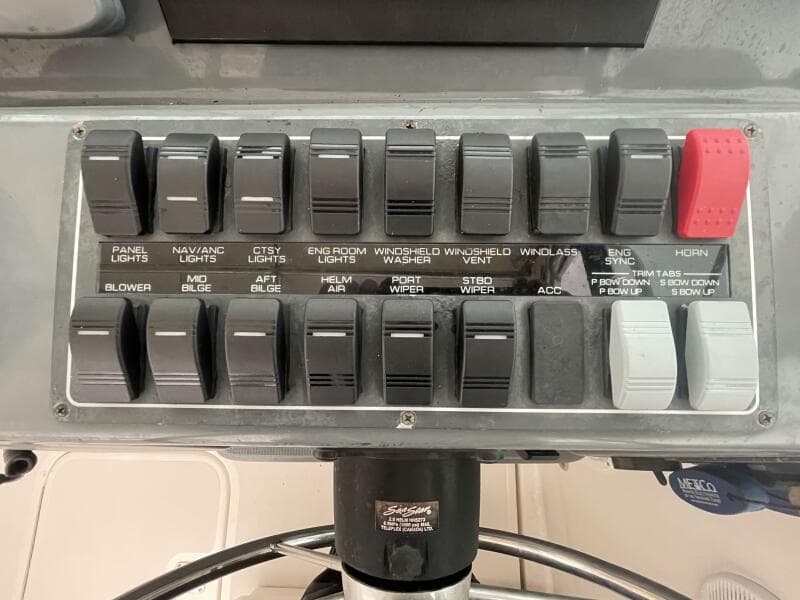 2003 Tiara Yachts 3100 Open