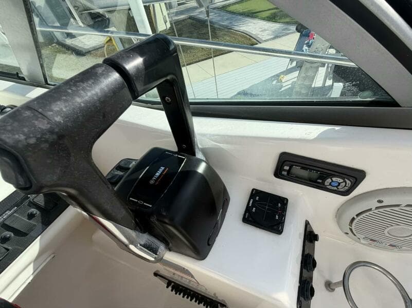 2007 Century 3200 WA