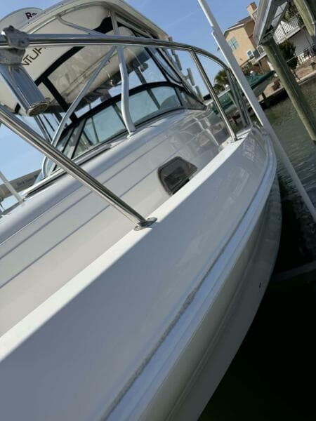 2007 Century 3200 WA