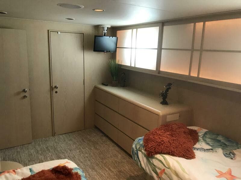 Starboard Twin Cabin  