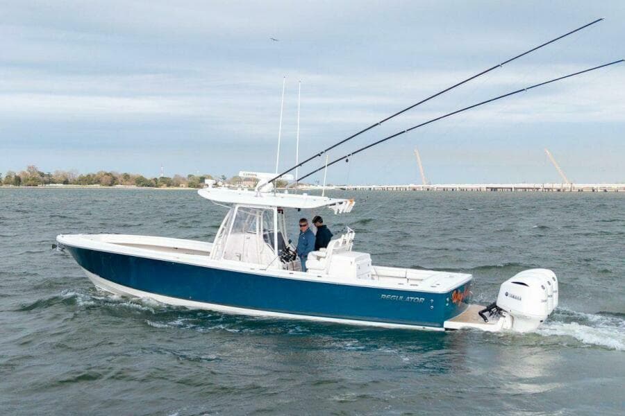 2018 Regulator 34 SS