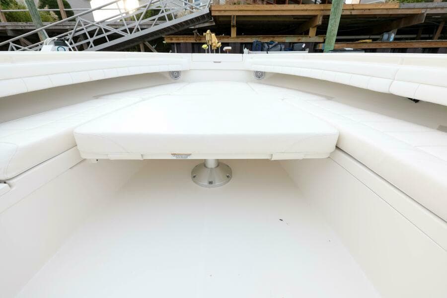 2018 Regulator 34 SS