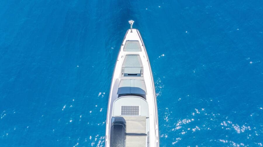 2024 Axopar 37 XC Cross Cabin