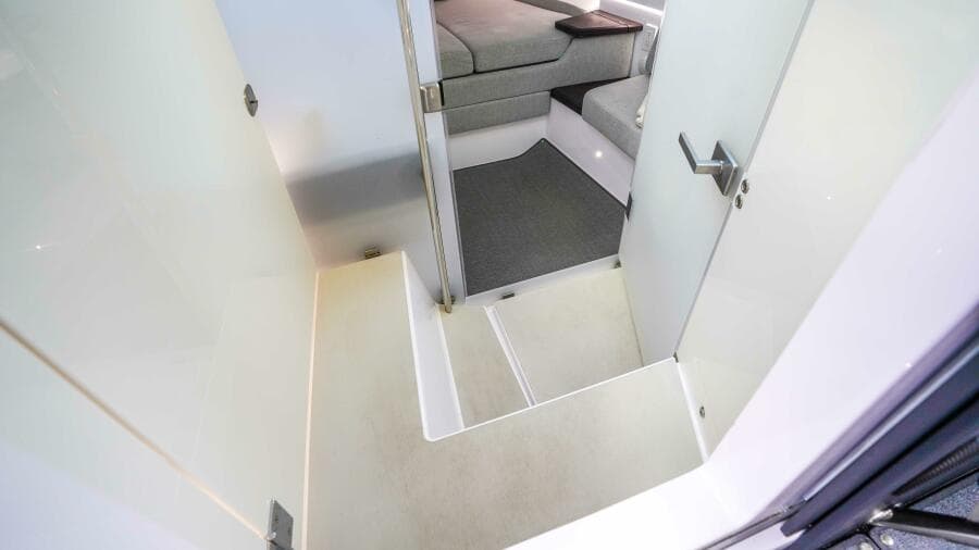 2024 Axopar 37 XC Cross Cabin