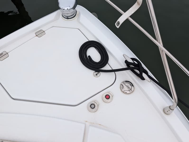 2022 Cruisers Yachts 54 Cantius