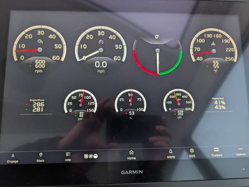 2022 Cruisers Yachts 54 Cantius