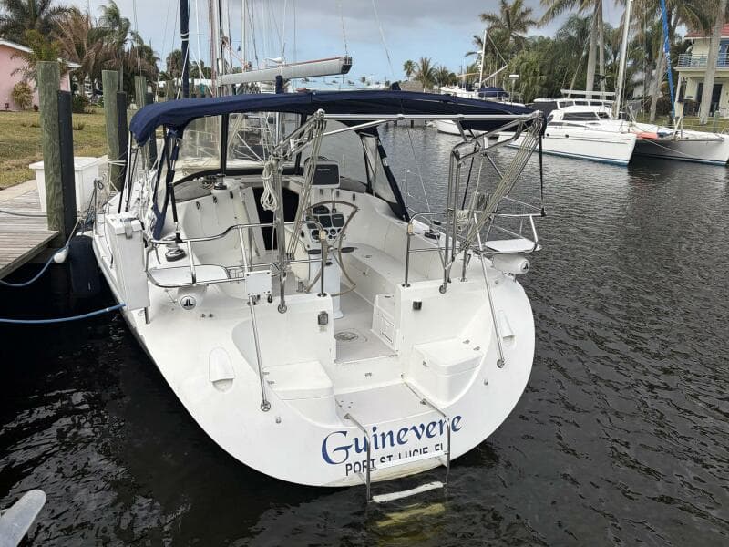 2004 Catalina 350