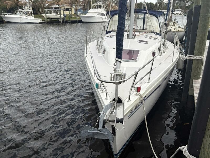 2004 Catalina 350