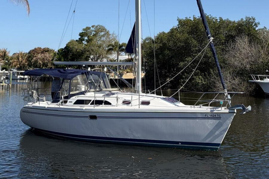 2004 Catalina 350