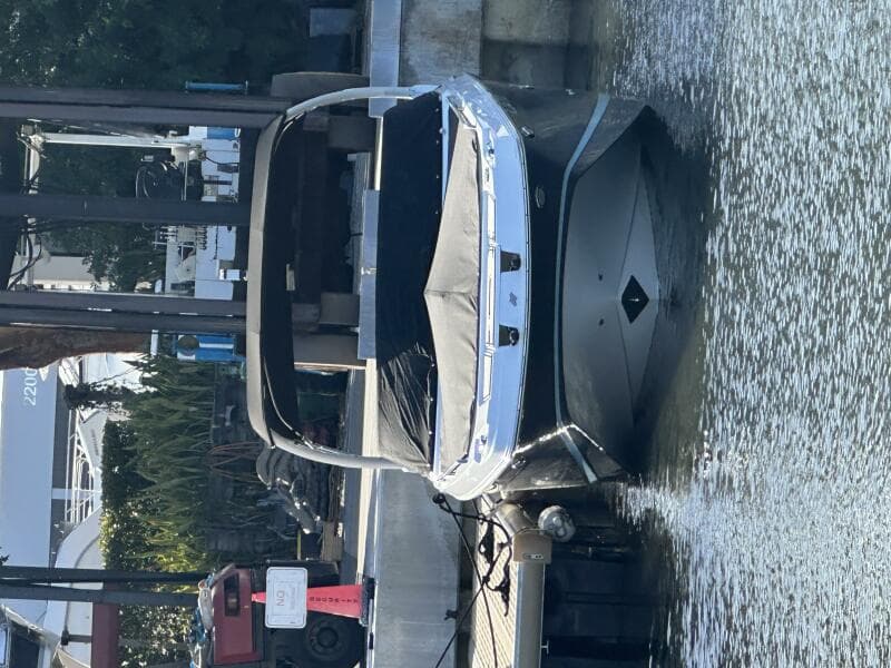 2022 Four Winns HD8 OB