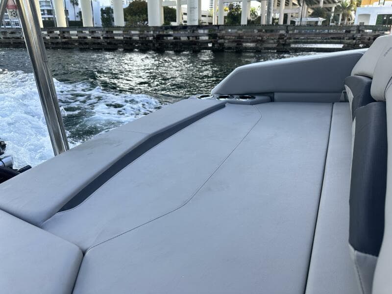 2022 Four Winns HD8 OB