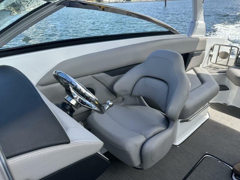 2022 Four Winns HD8 OB