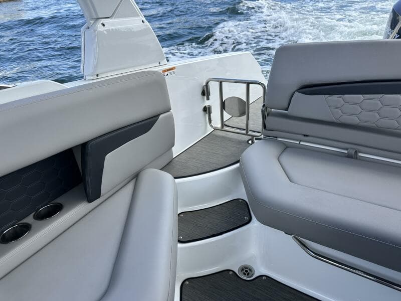 2022 Four Winns HD8 OB