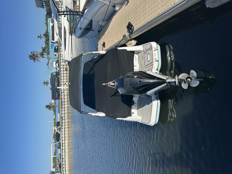 2022 Four Winns HD8 OB