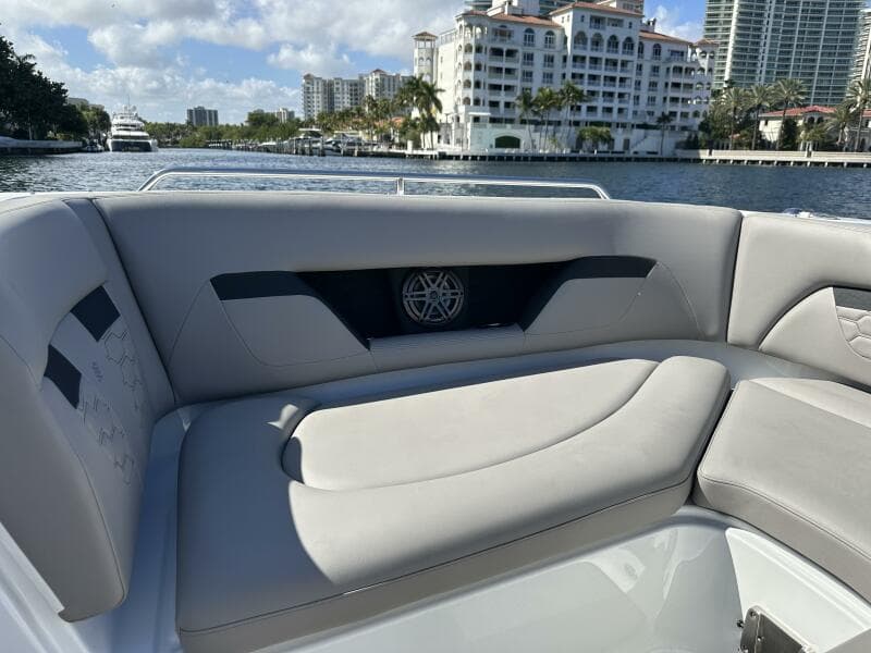 2022 Four Winns HD8 OB