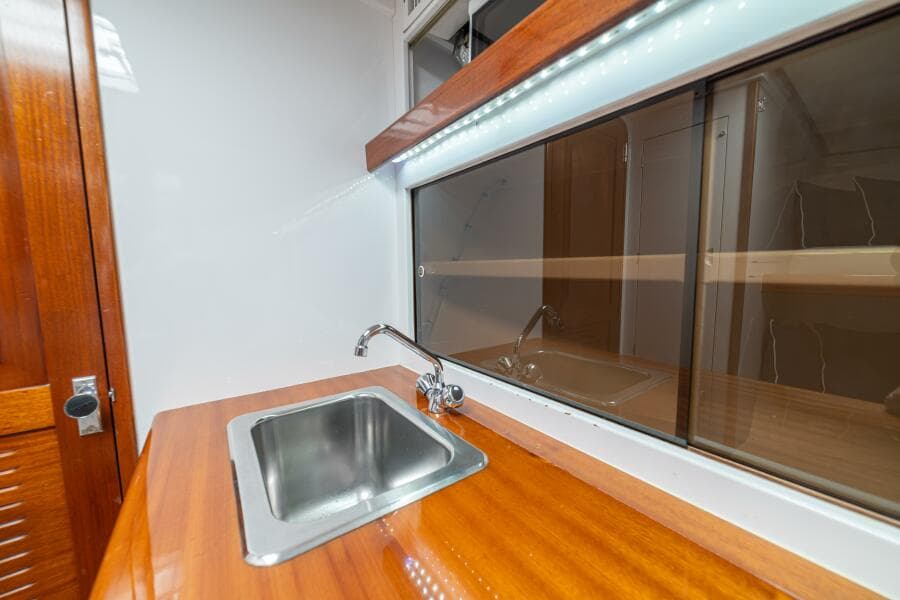 1991 Gamefisherman 40 Convertible "Sabe Nada"