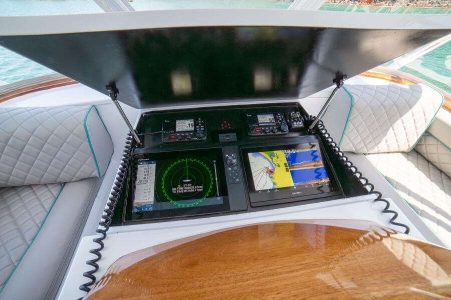 1991 Gamefisherman 40 Convertible "Sabe Nada"