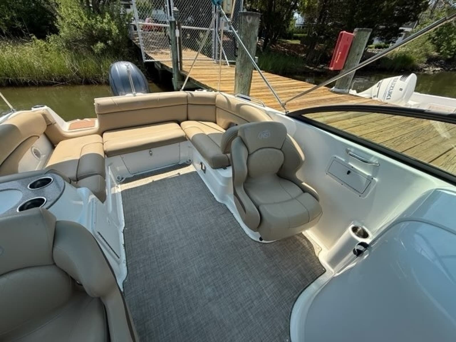 2019 NauticStar 243 DC - Photo 12