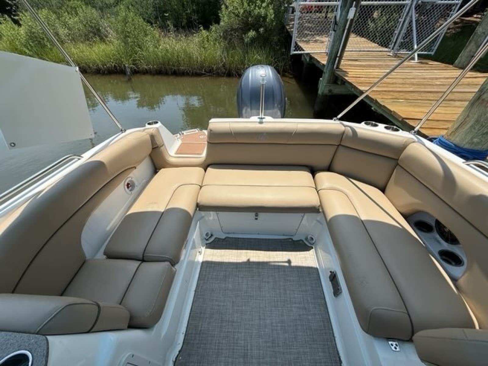 2019 NauticStar 243 DC - Photo 9