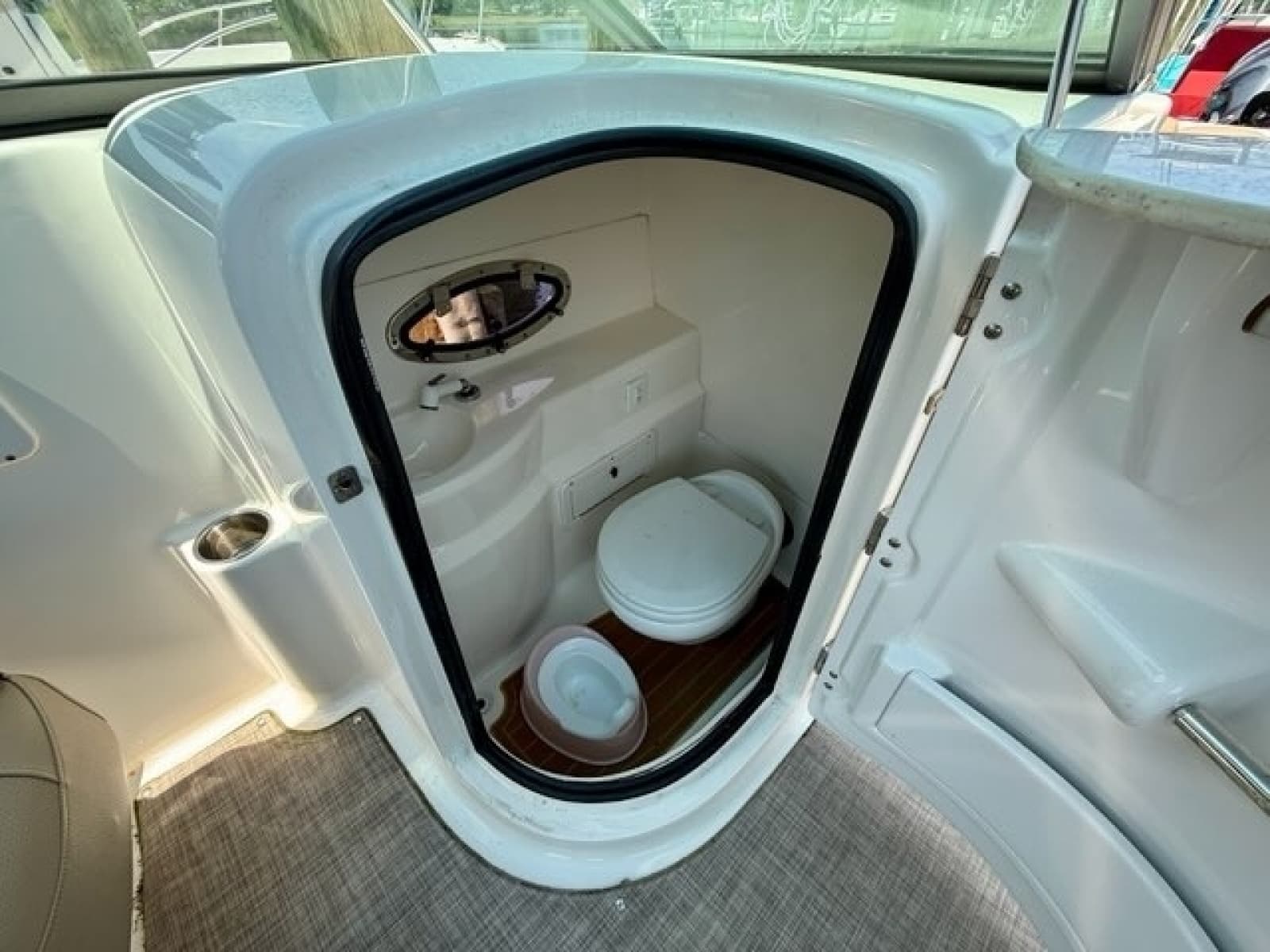 2019 NauticStar 243 DC - Photo 5