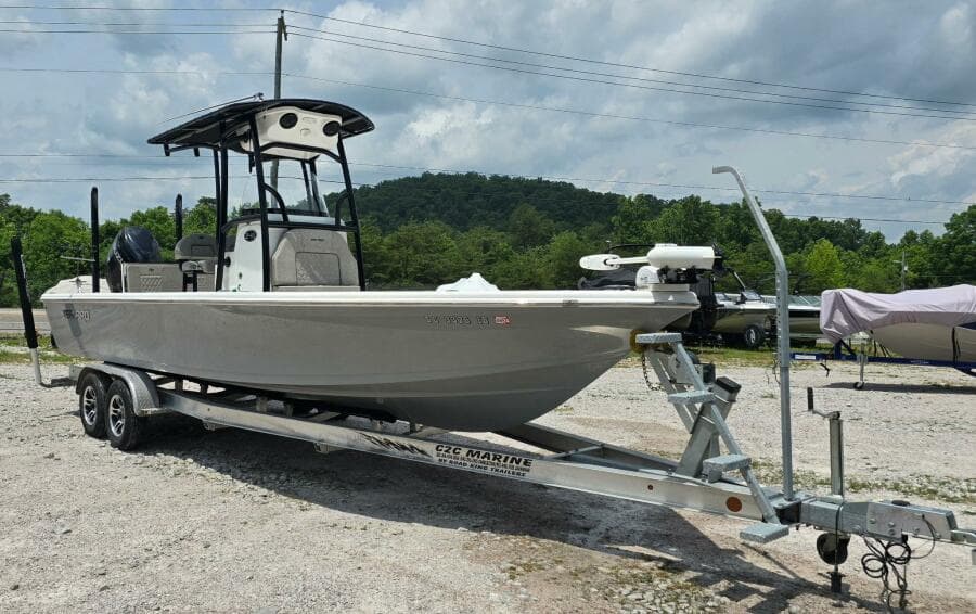 2023 Sea Pro 248 Bay