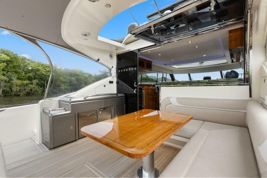 2021 Riviera 5400 Sport Yacht Platinum Edition