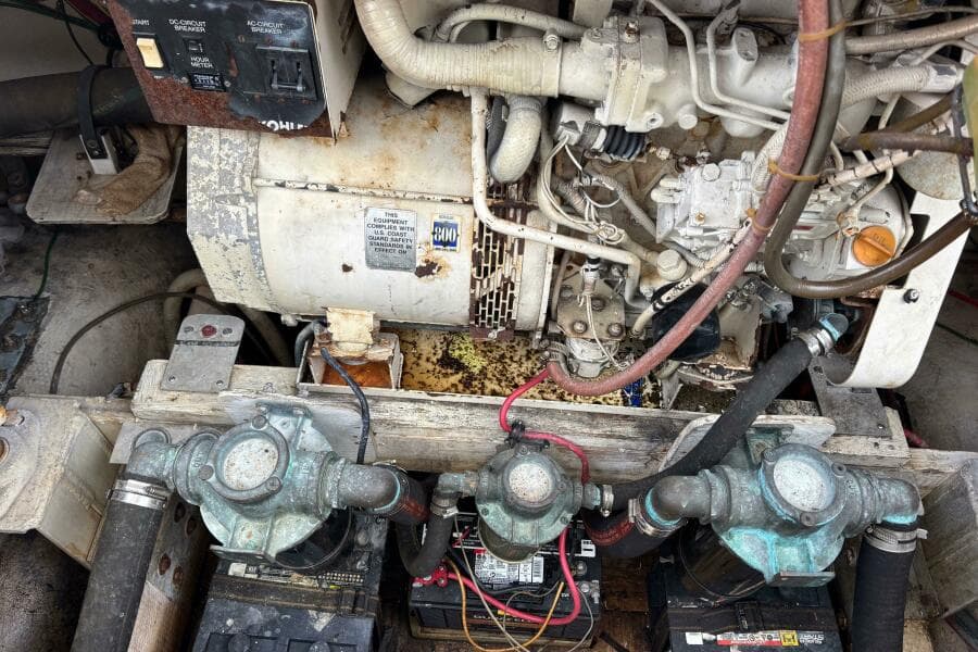 1994 Harbor Master 52 Coastal Cruiser